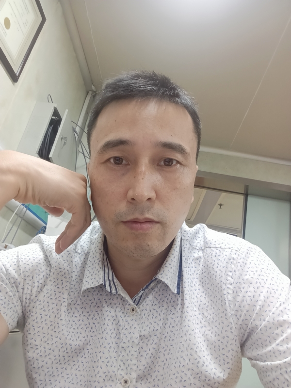 笑看一切的第三张照片--常德中老年相亲网